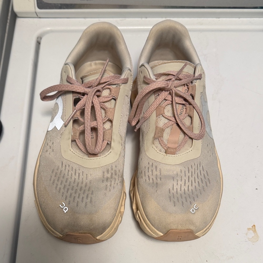 On Running Women's Cream and Pink Sneakers